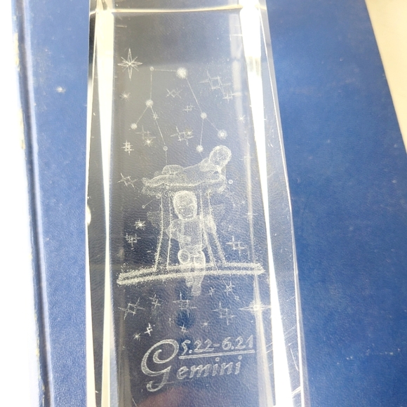 Gemini Crystal Paperweight - Picture 8 of 12